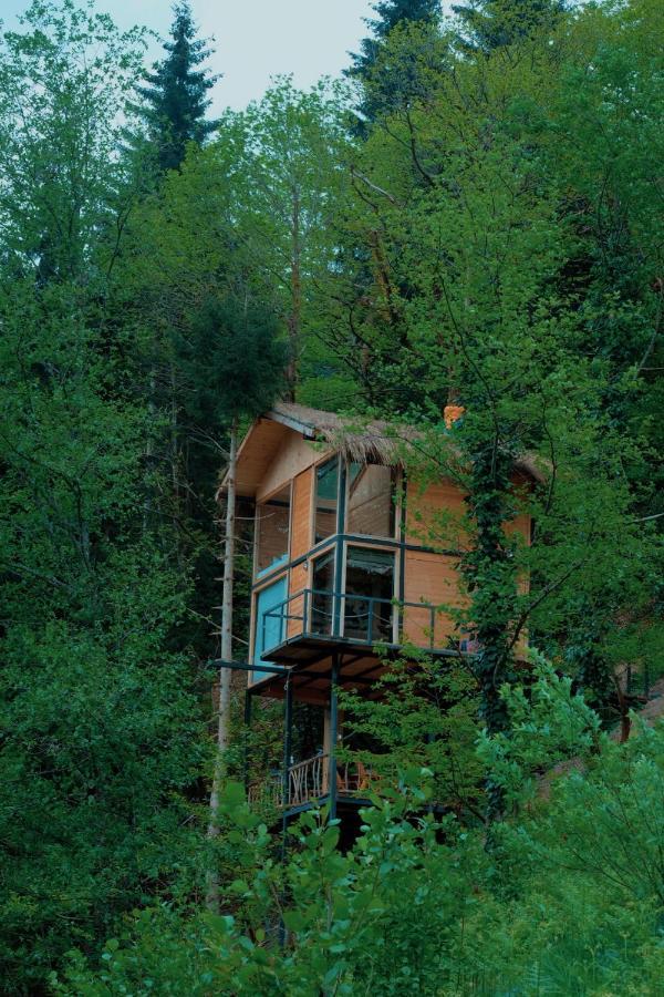 Hill Inn K'eda Exteriér fotografie